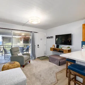 Kai Oceanfront Holiday home